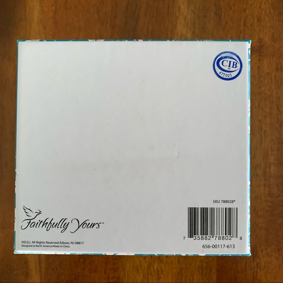 NWOT Faithfully Yours Blessed and Loved Mug - Picture 8 of 8